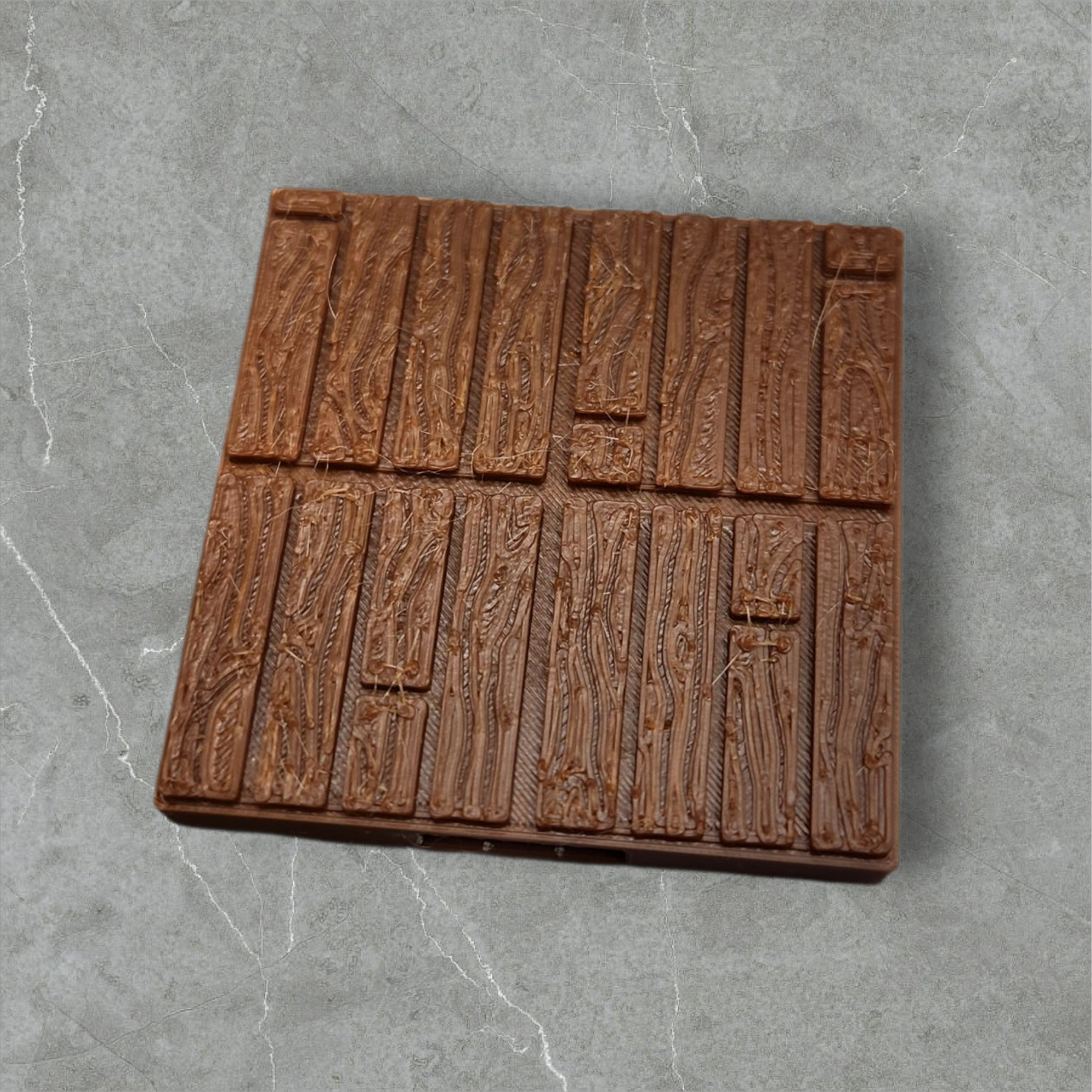 2x2 wooden grid tile